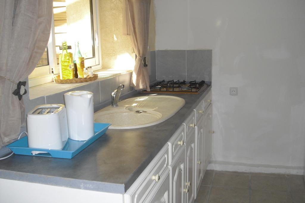 Lou Mas Li Pitchoun "La Bergerie" Apartment Gordes Exterior foto